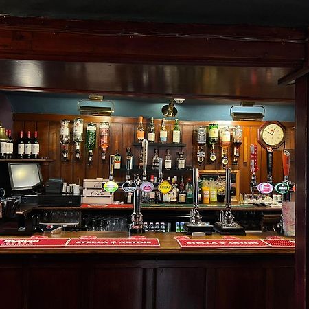 Roebuck Inn 스티버니지 외부 사진
