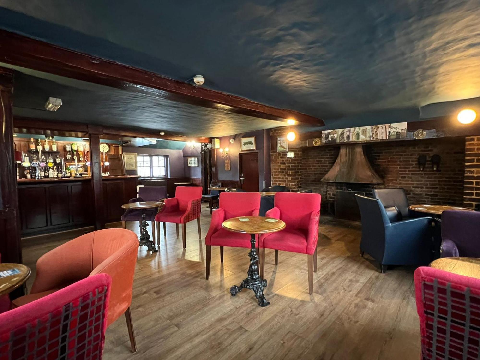 Roebuck Inn 스티버니지 외부 사진